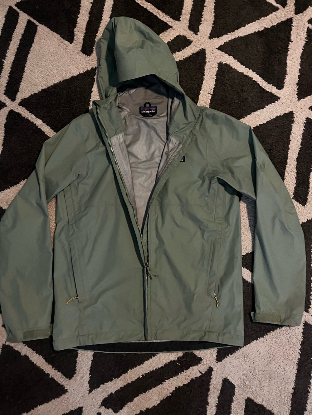 Patagonia Torrentshell 3L Rain Jacket